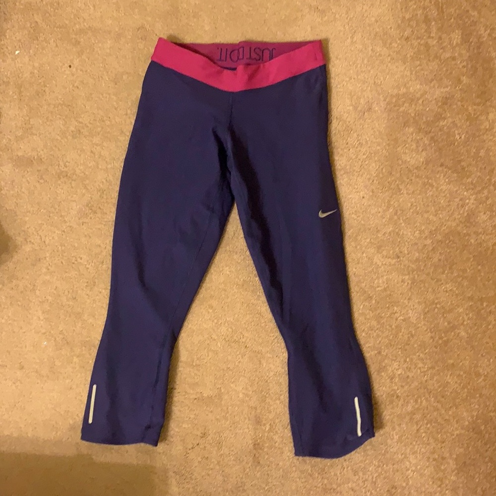 Nike cropped leggings